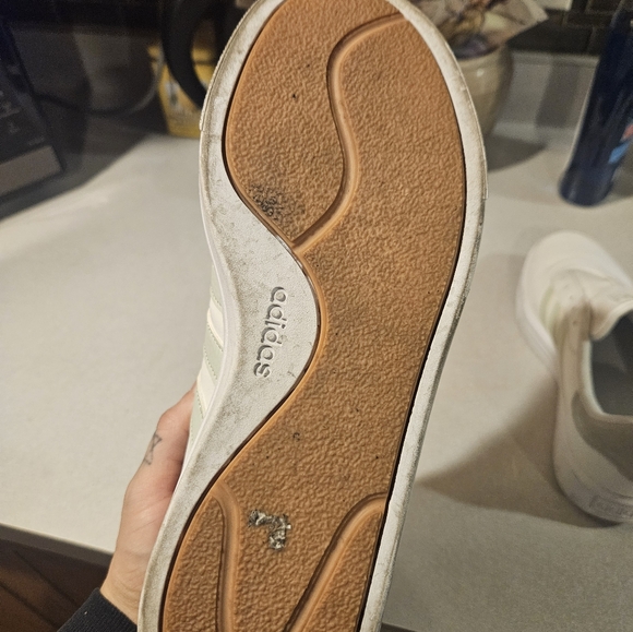 Adidas Court Platform womans size 7.5 - Picture 8 of 9